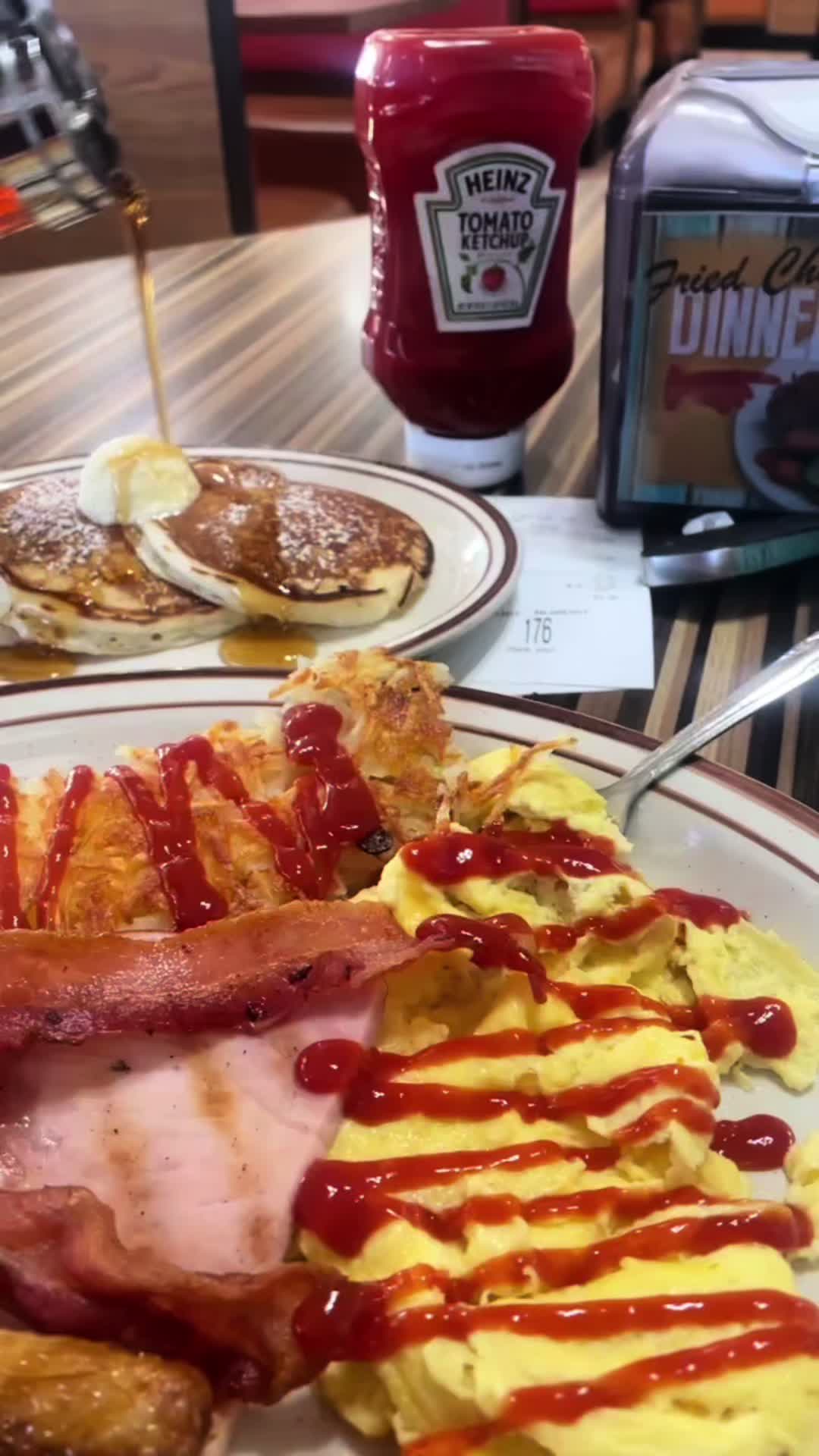 @MommaAriass