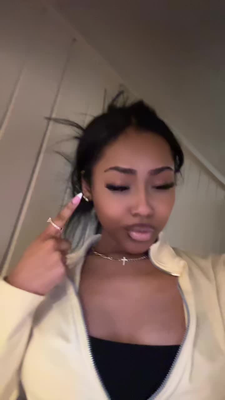 @Kayy Guawopp