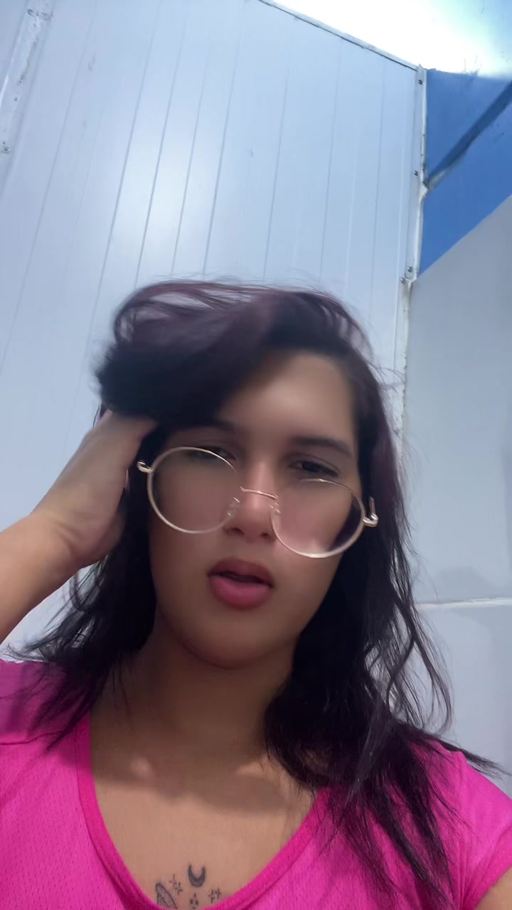 @_carla.gabrielly_