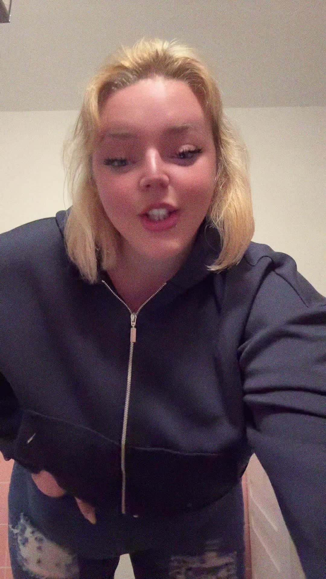 @Seine _Frau241124