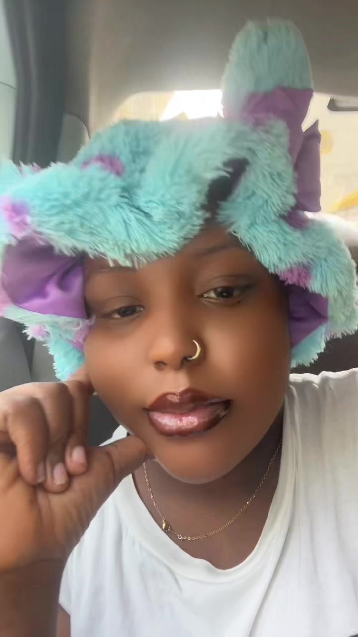 @thebigzara