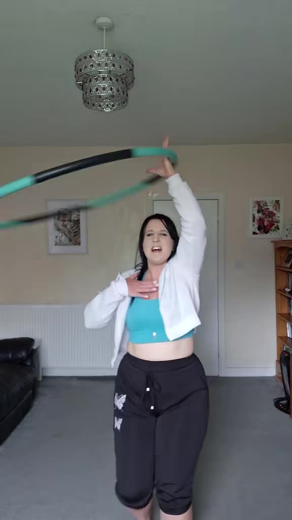 @HoopWithFiona🏴