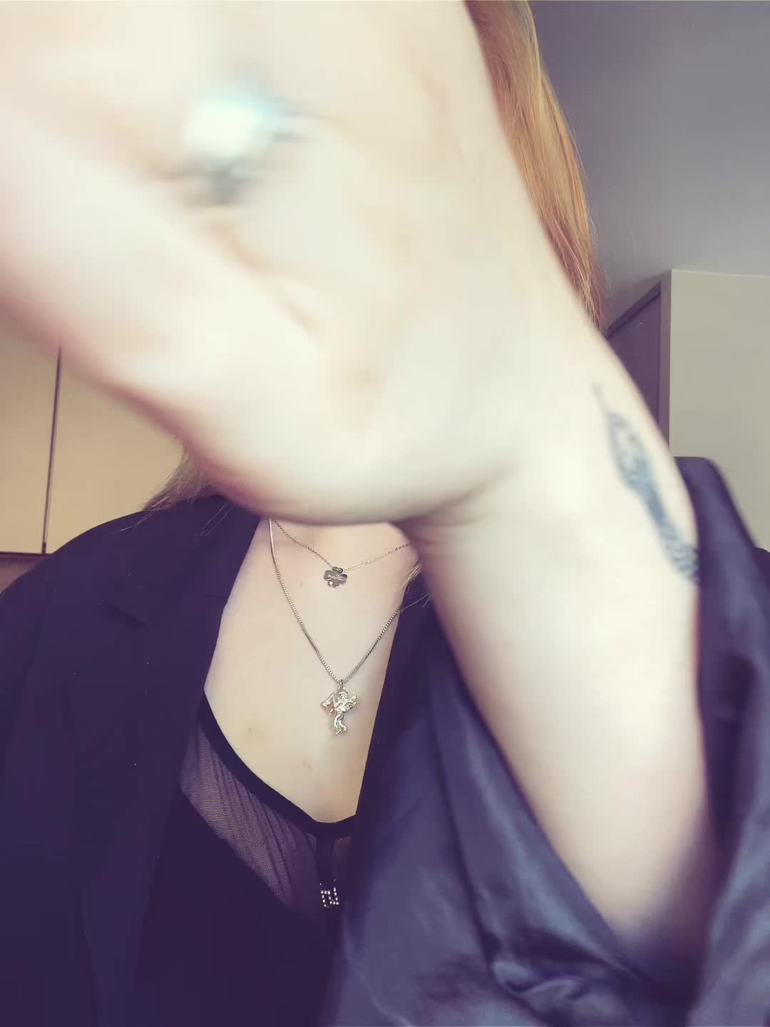 @Kariwepl