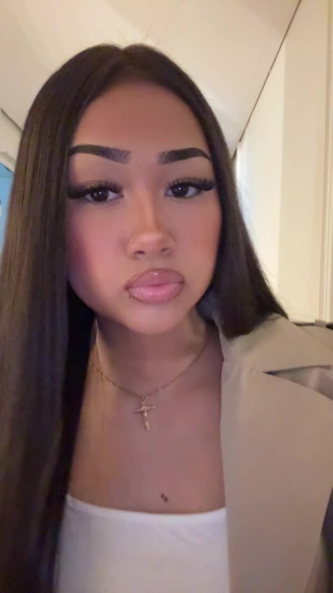 @𝐿𝑒𝑙𝑙𝑒'