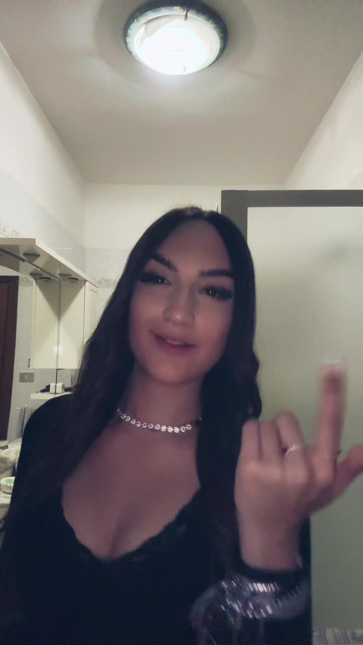 @viola