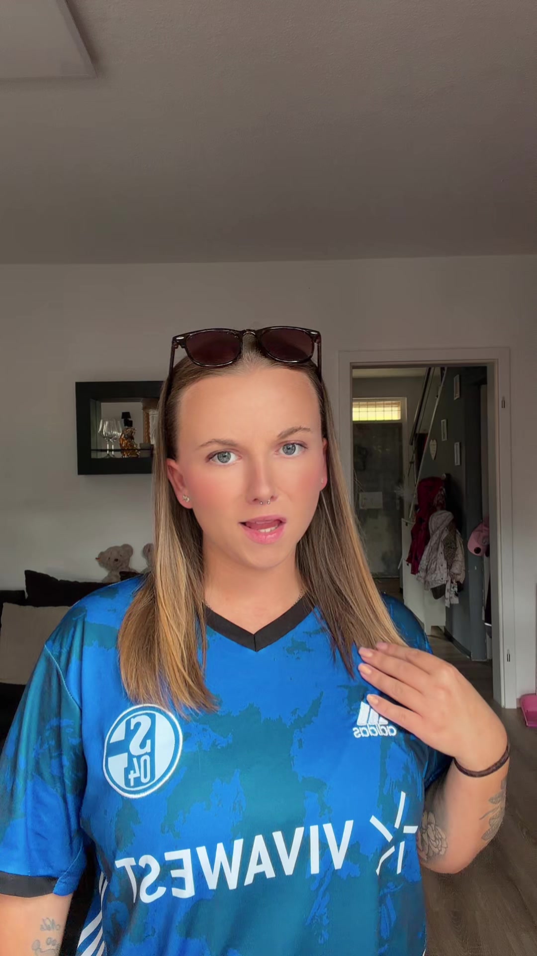 @xLeax