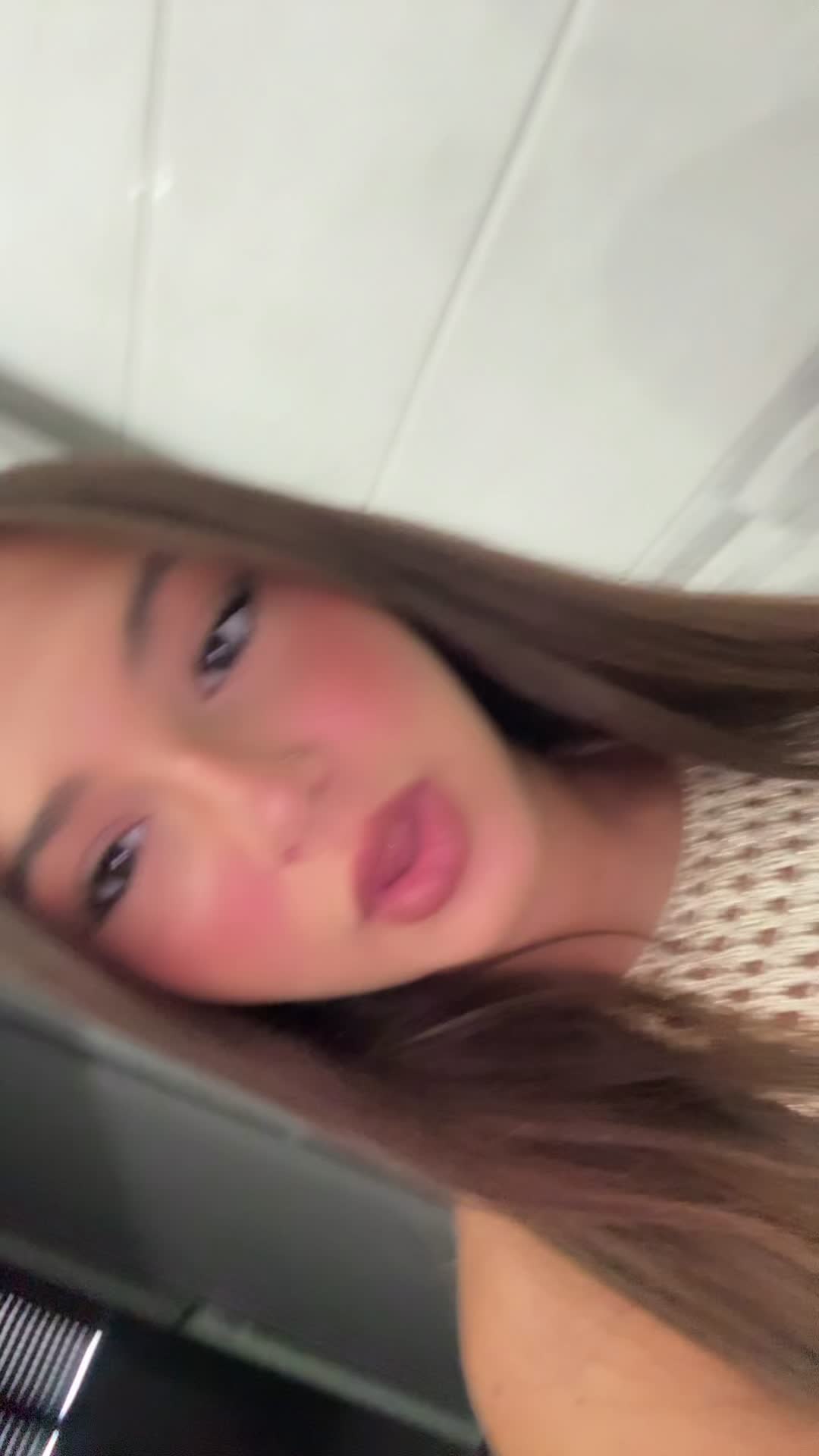 @𝑮