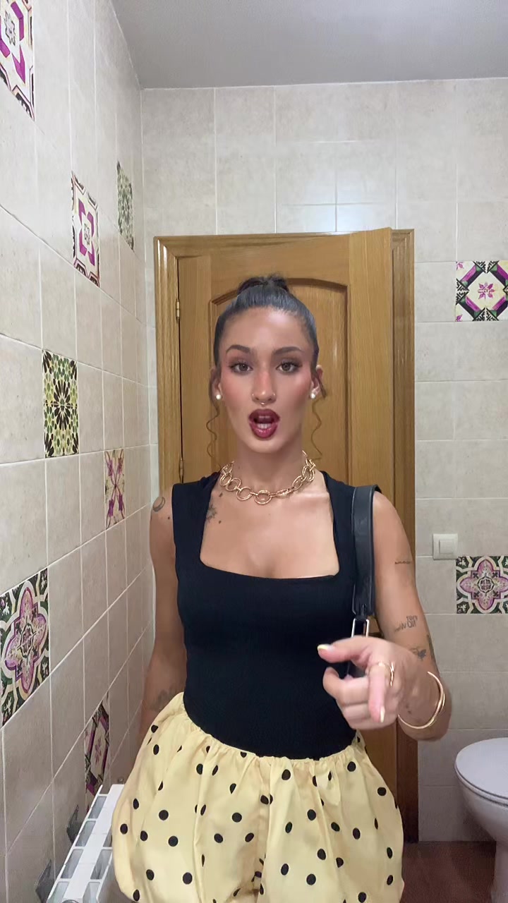 @Iratxee