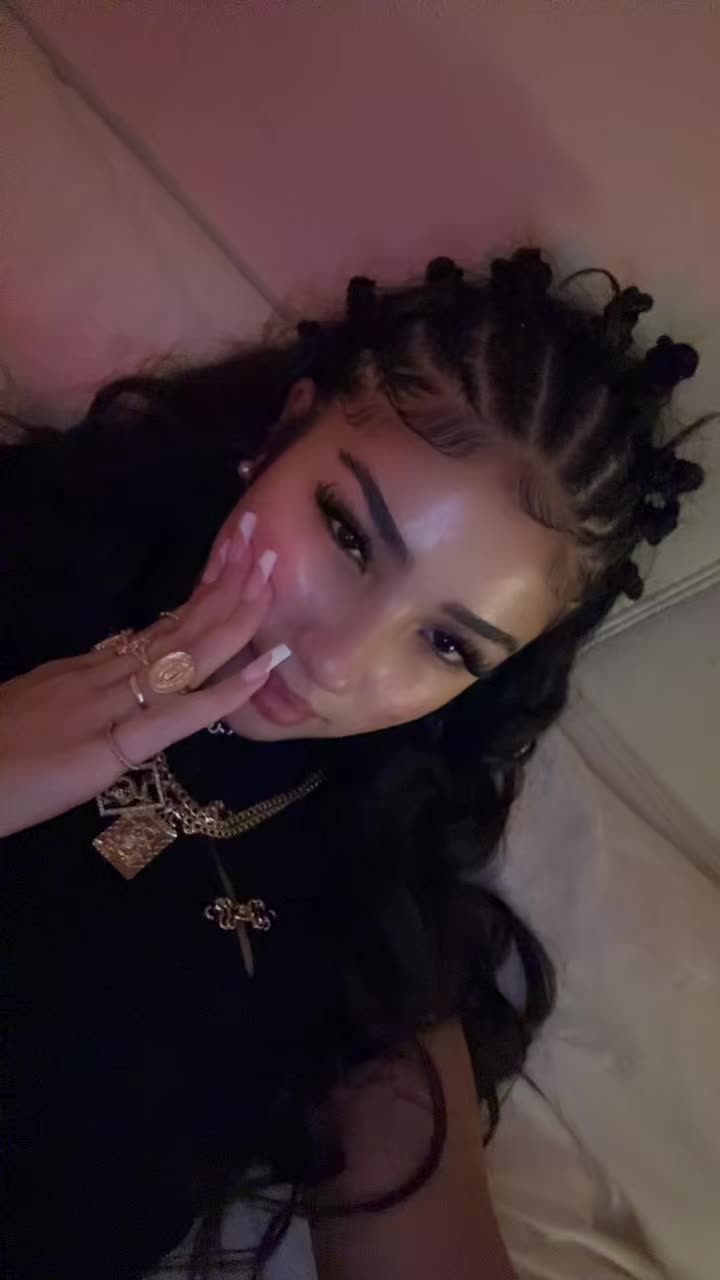 @rebeccadng