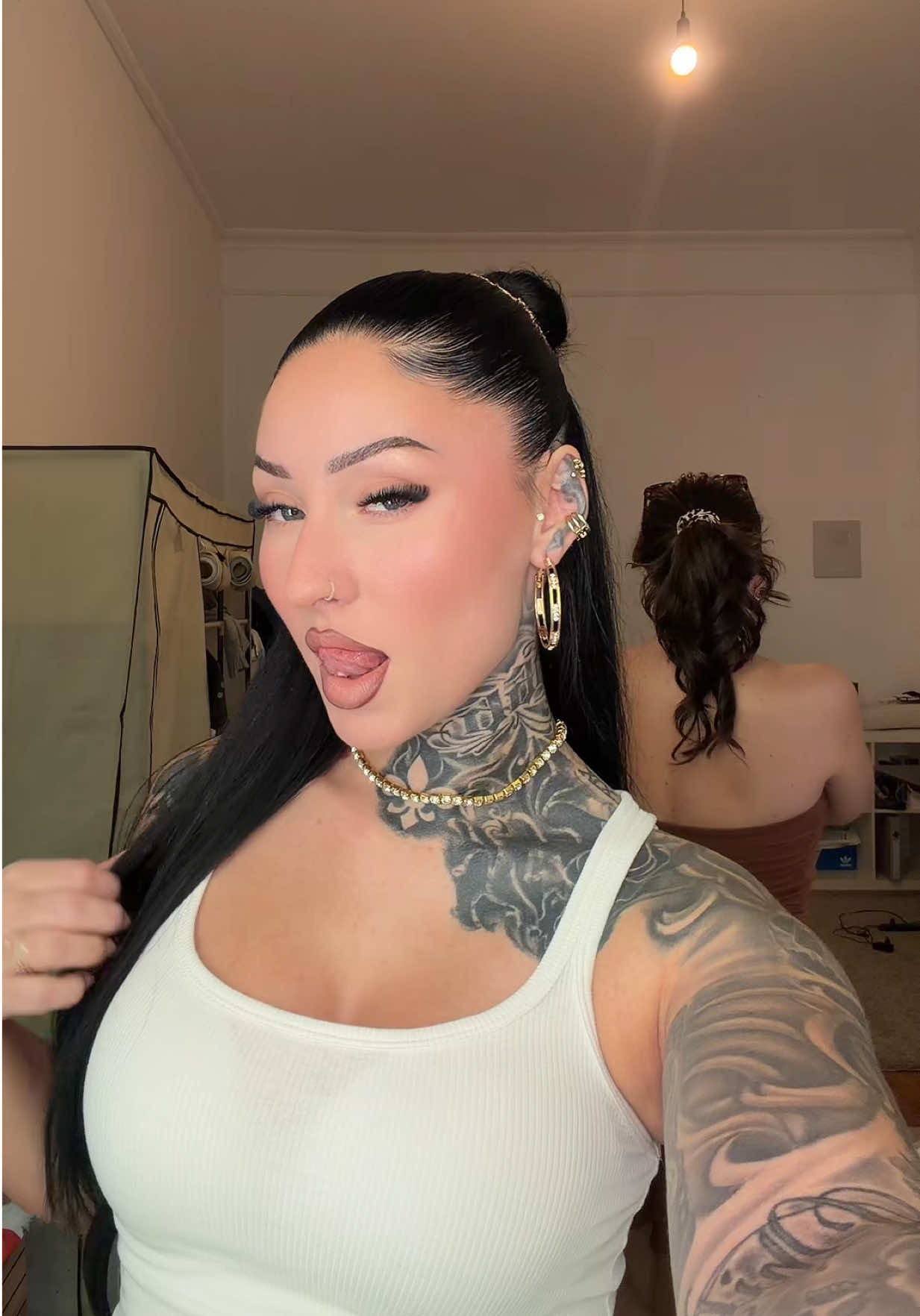 @Celominati