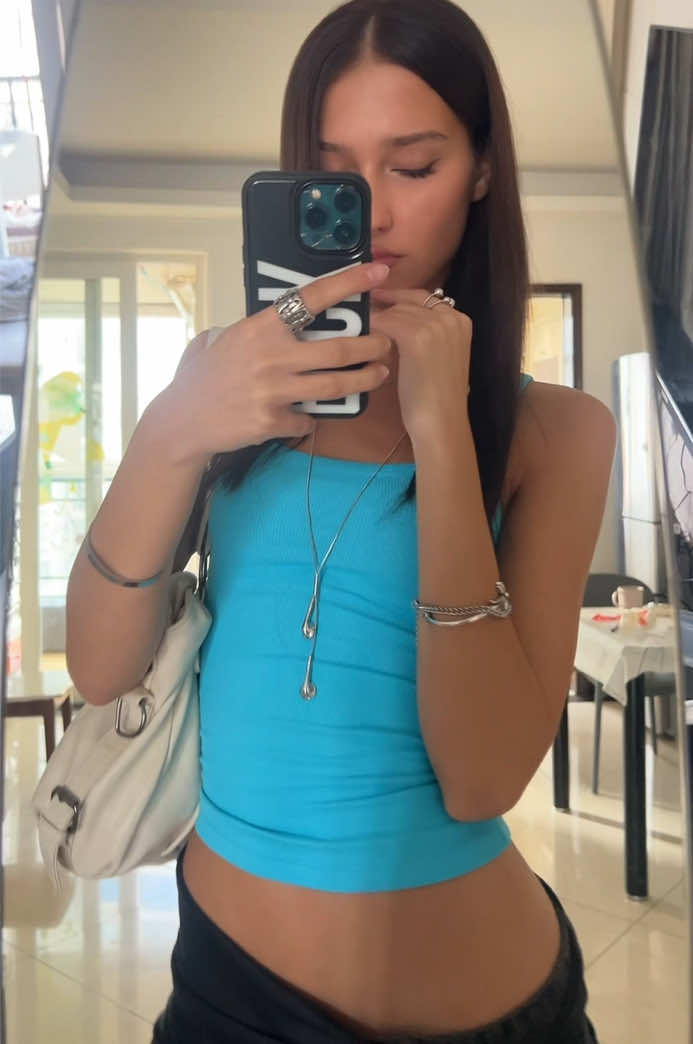 @️