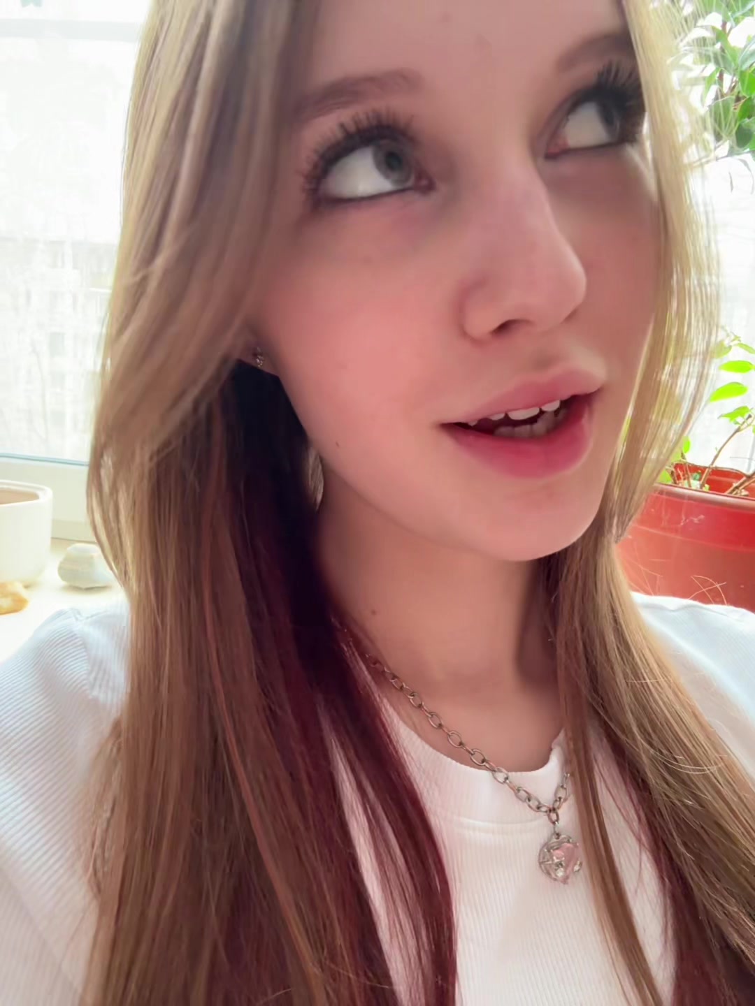 @dahkk