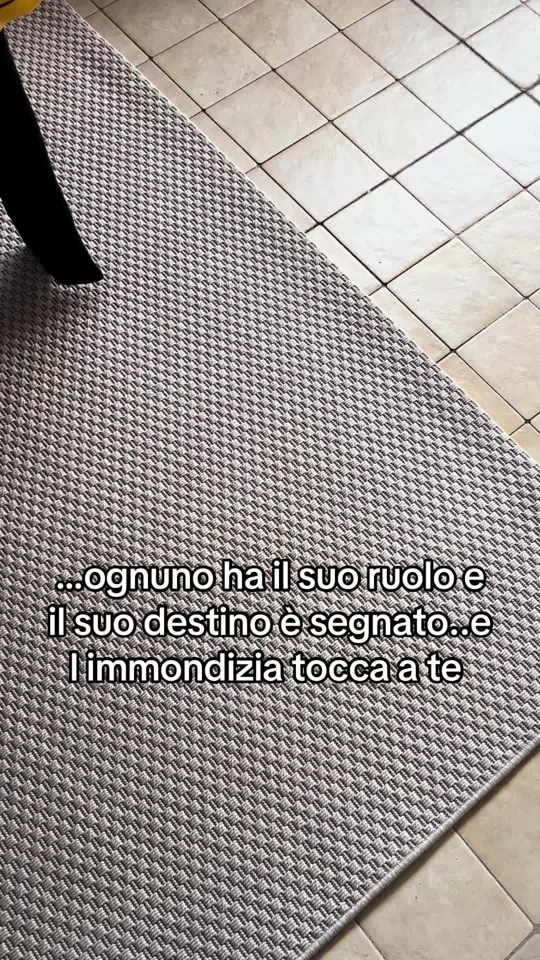 @Riri