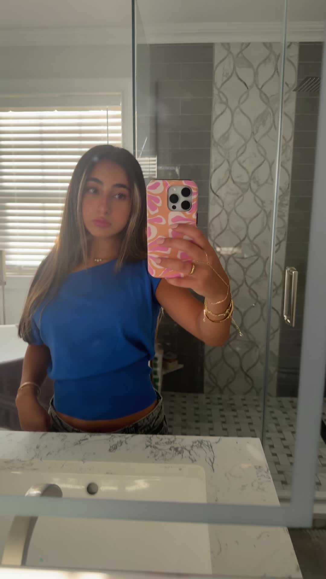 @🤫