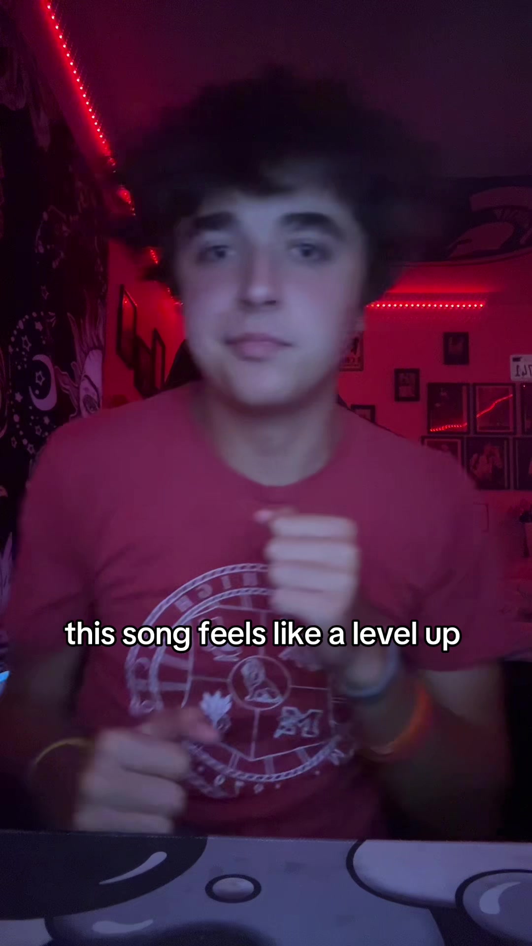 @T