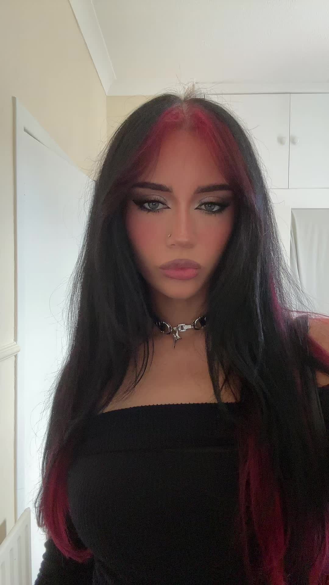 @saskia anderson 🪭⛓️🖤