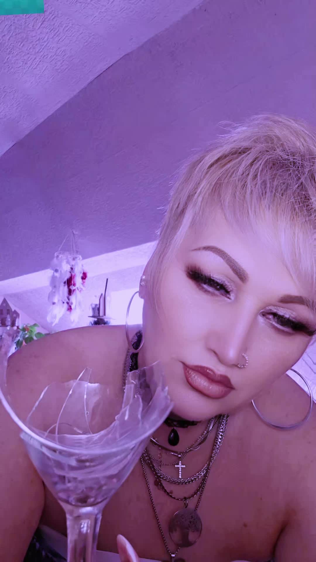 @𝒜𝓃𝒹𝒾𝓀𝒶
