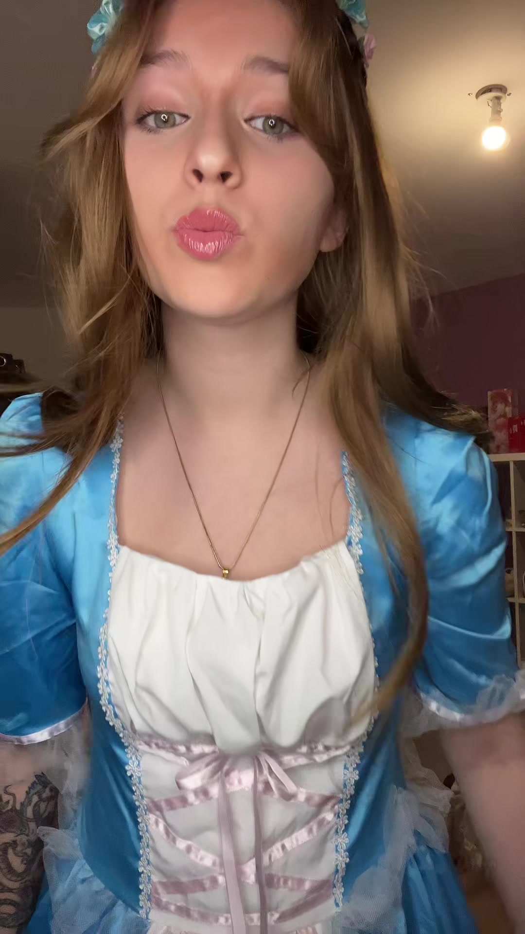 @elixia.cosp