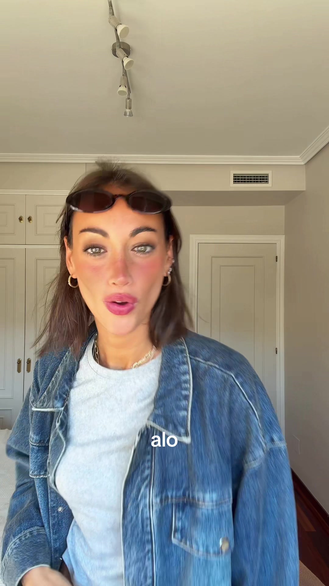 @LIA MIZRAHI
