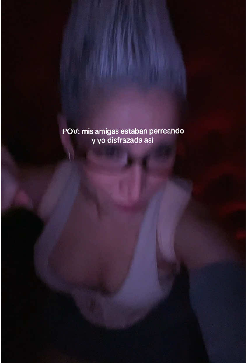@<3