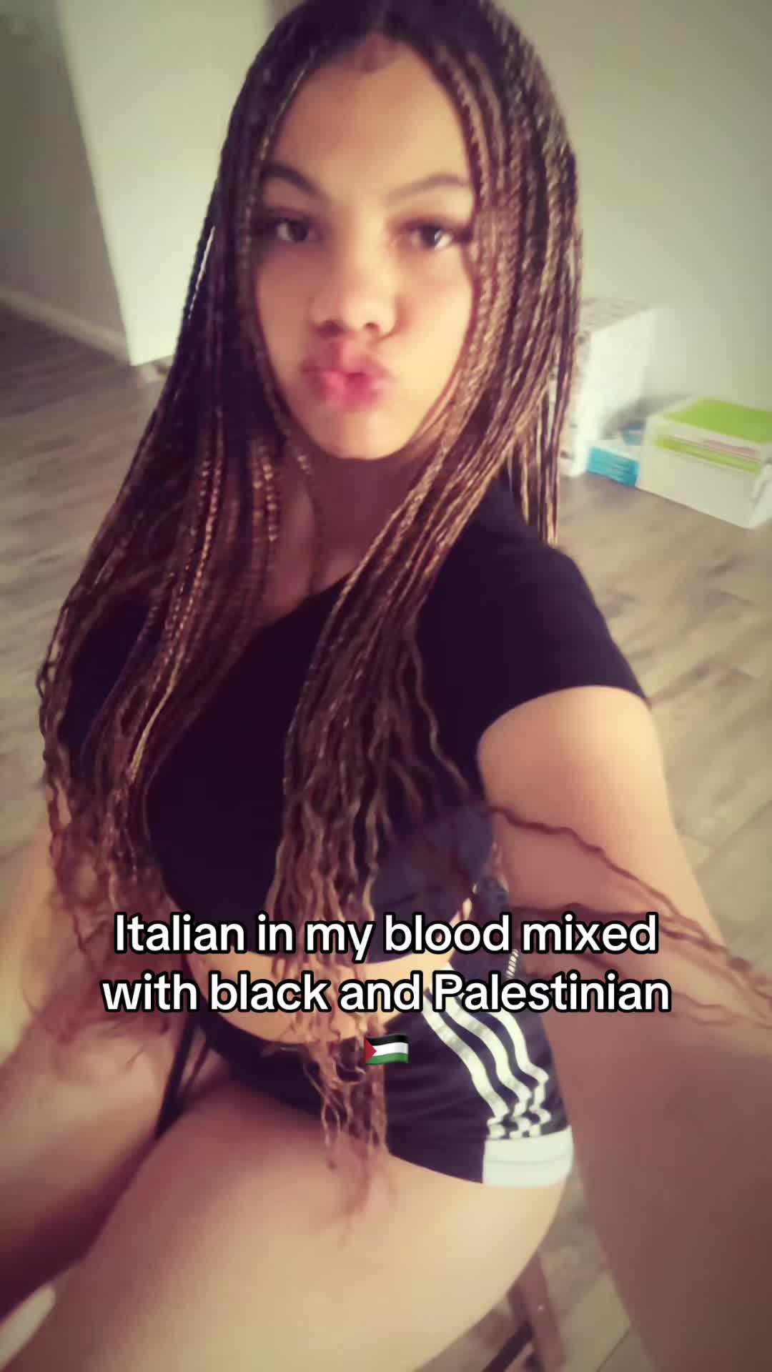 @𝒟𝑜𝓃𝓎𝒶💋