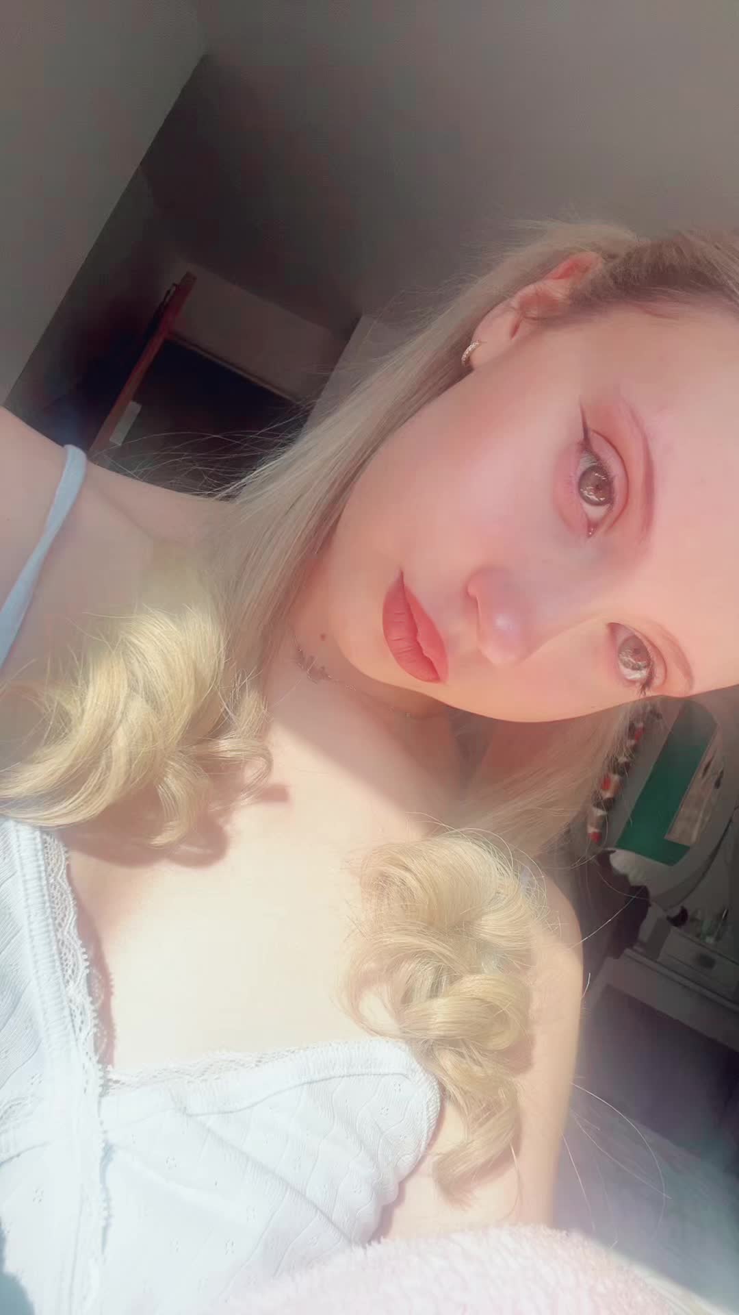 @Lolapriv11