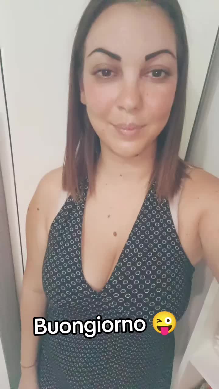 @🩷🌻꧁𝓐𝓷𝓽𝓸𝓷𝓮𝓵𝓵𝓪꧂🌻🩷