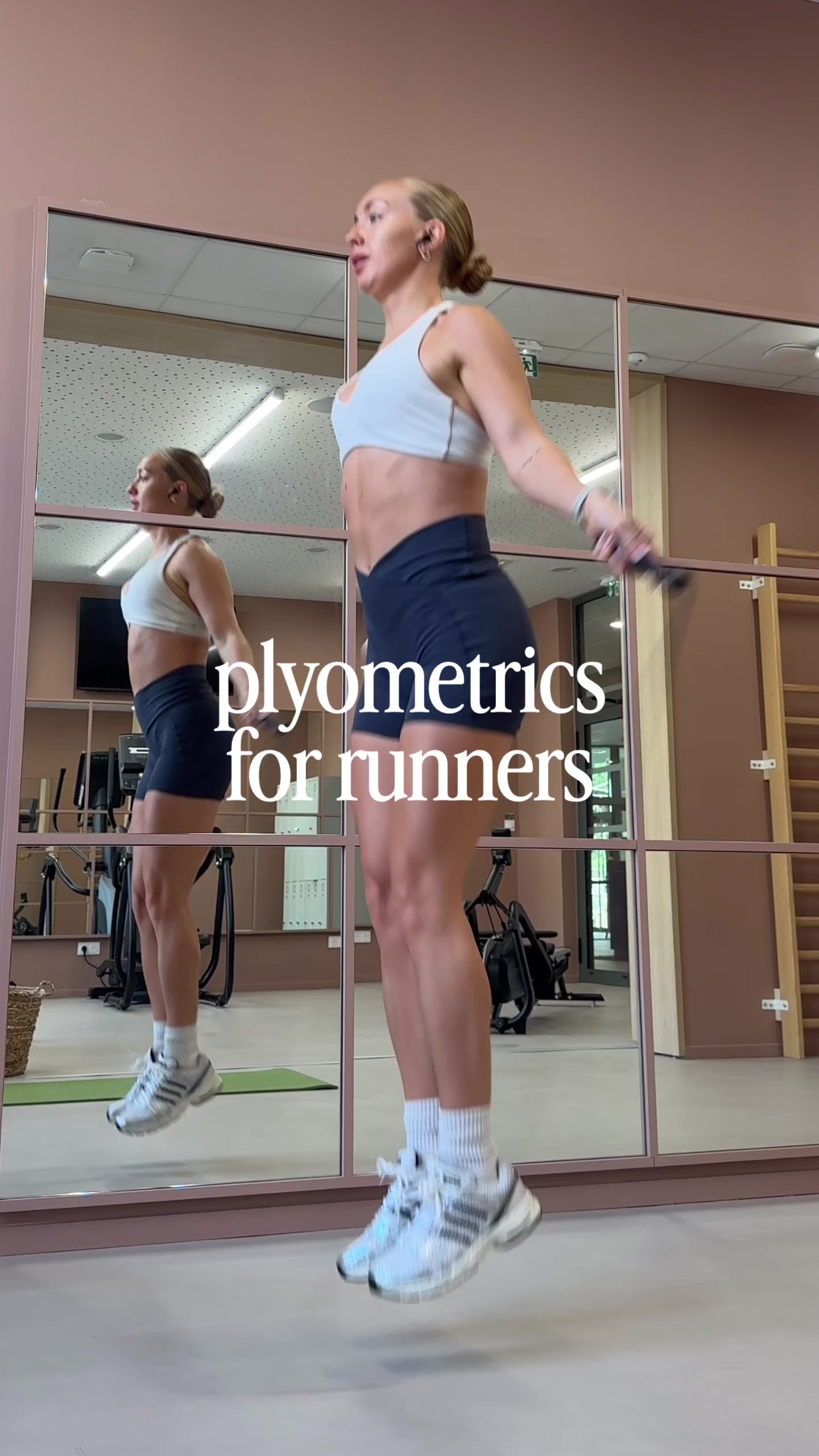 @kelly, fitness fashion travel