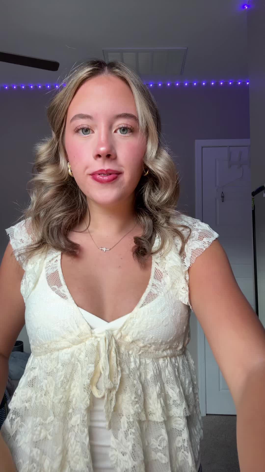 @shhhlolshlolllyay
