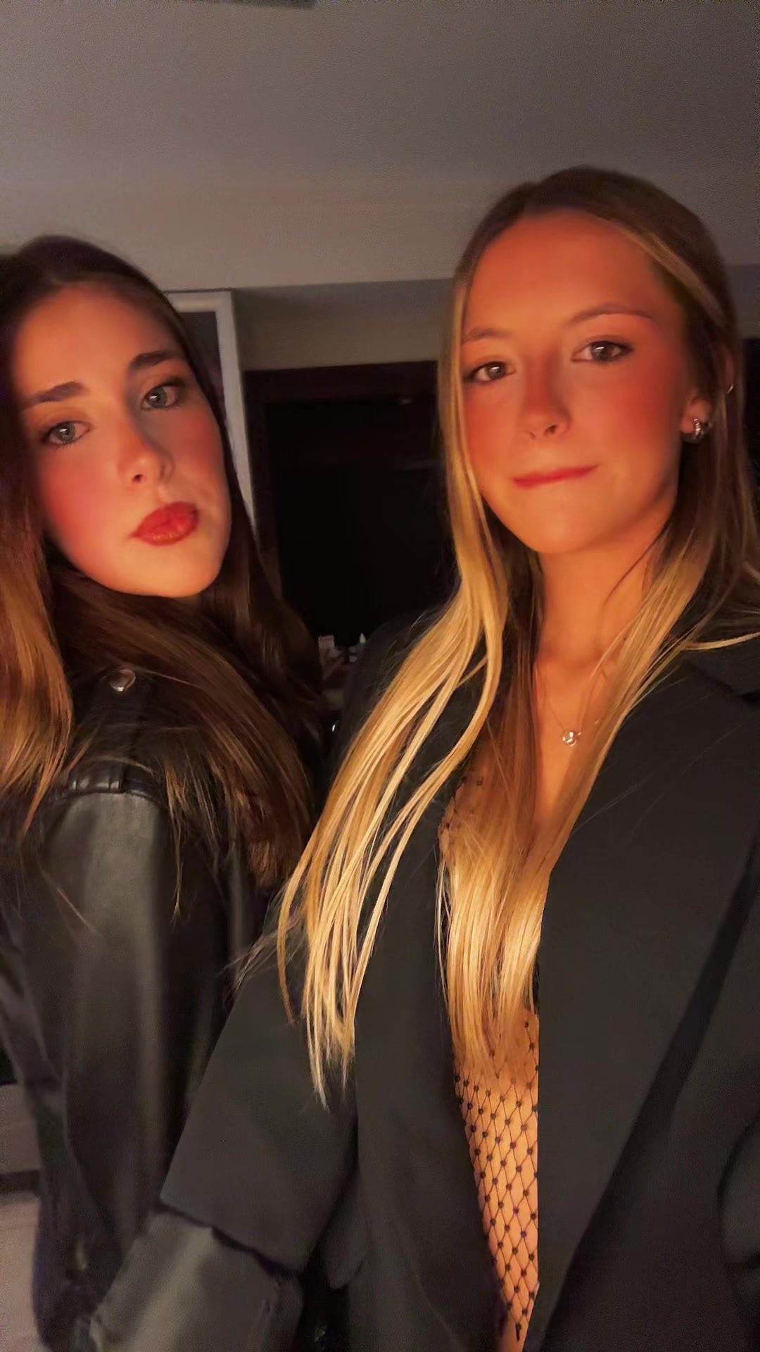 @lo