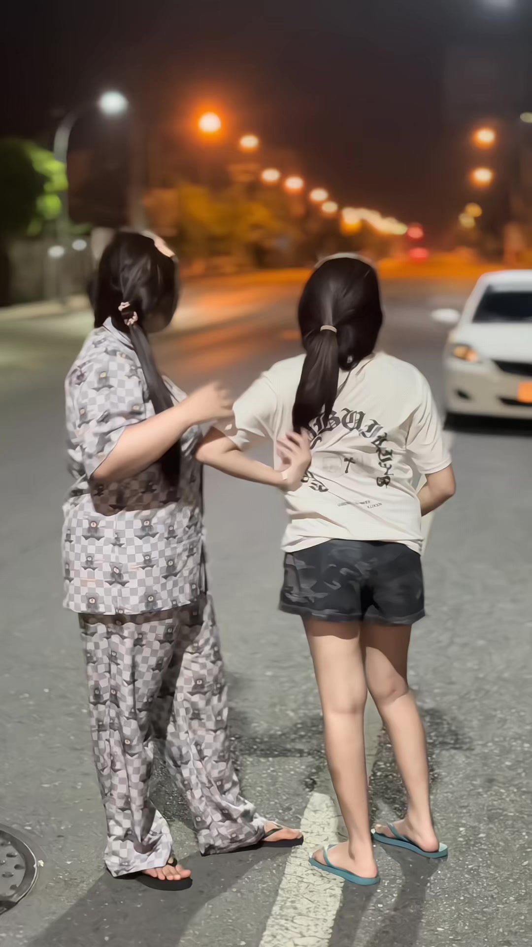 @อะไรนะ??