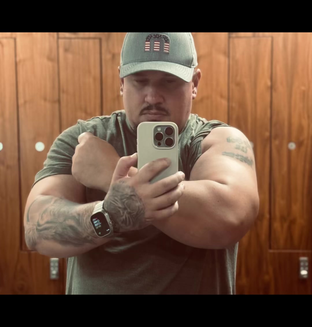 @levi_cash777