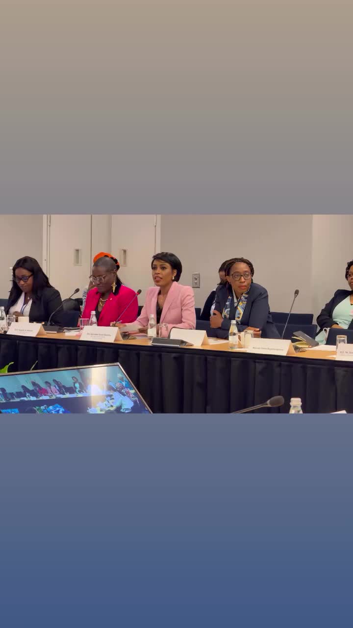 @🇨🇩🇿🇦🇻🇳🇫🇷🇨🇦