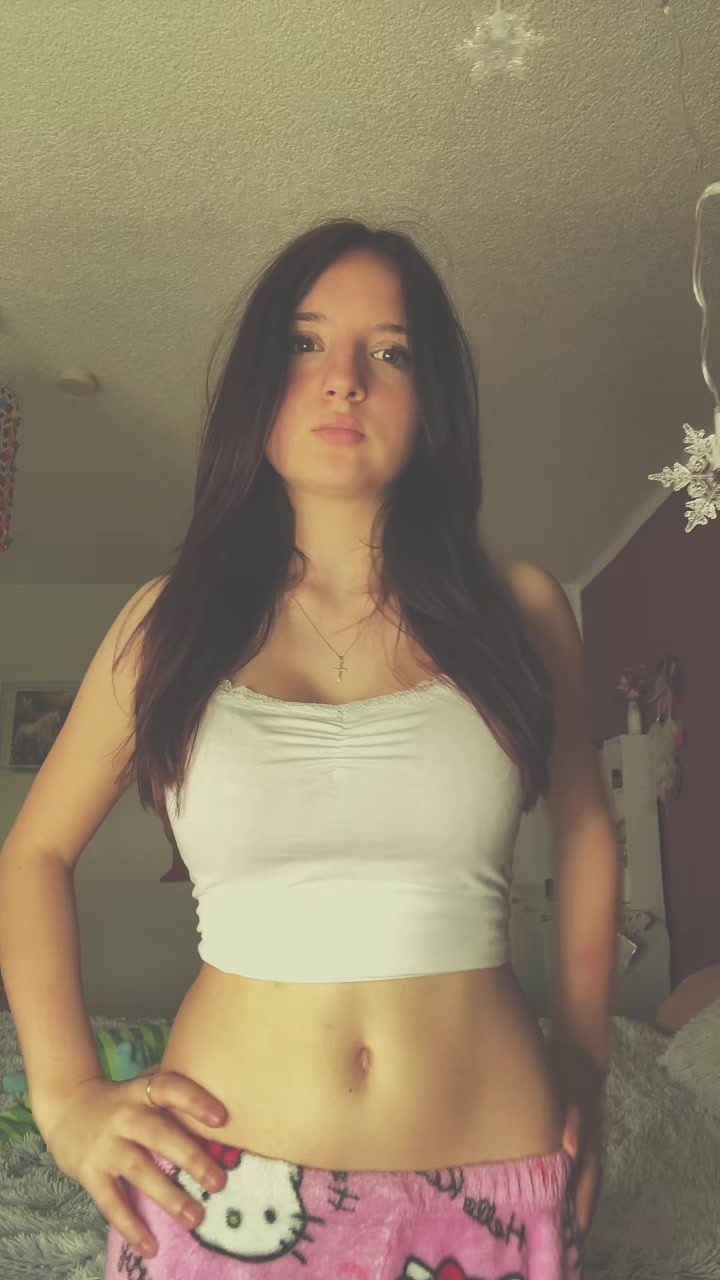 @Sophie_๐๐