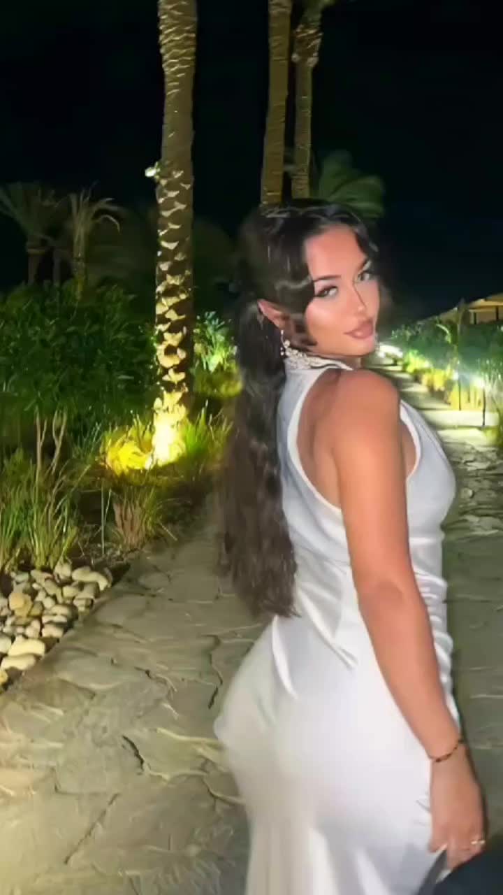 @Isabella