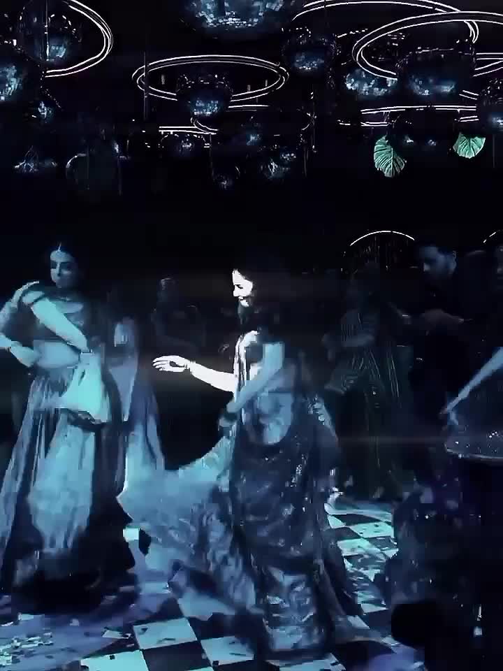 @Hania aamir