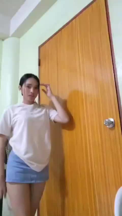 @🙂