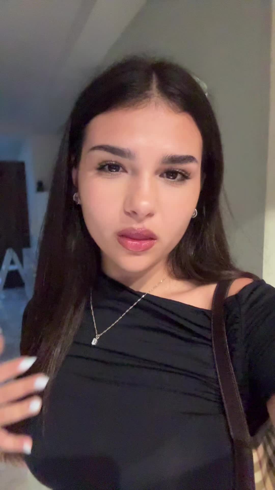 @elenii