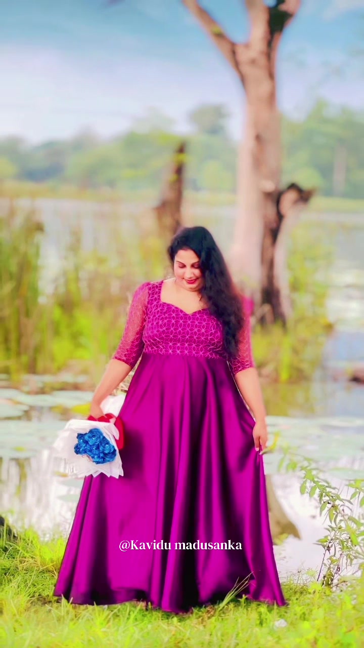 @කවි යා🙂
