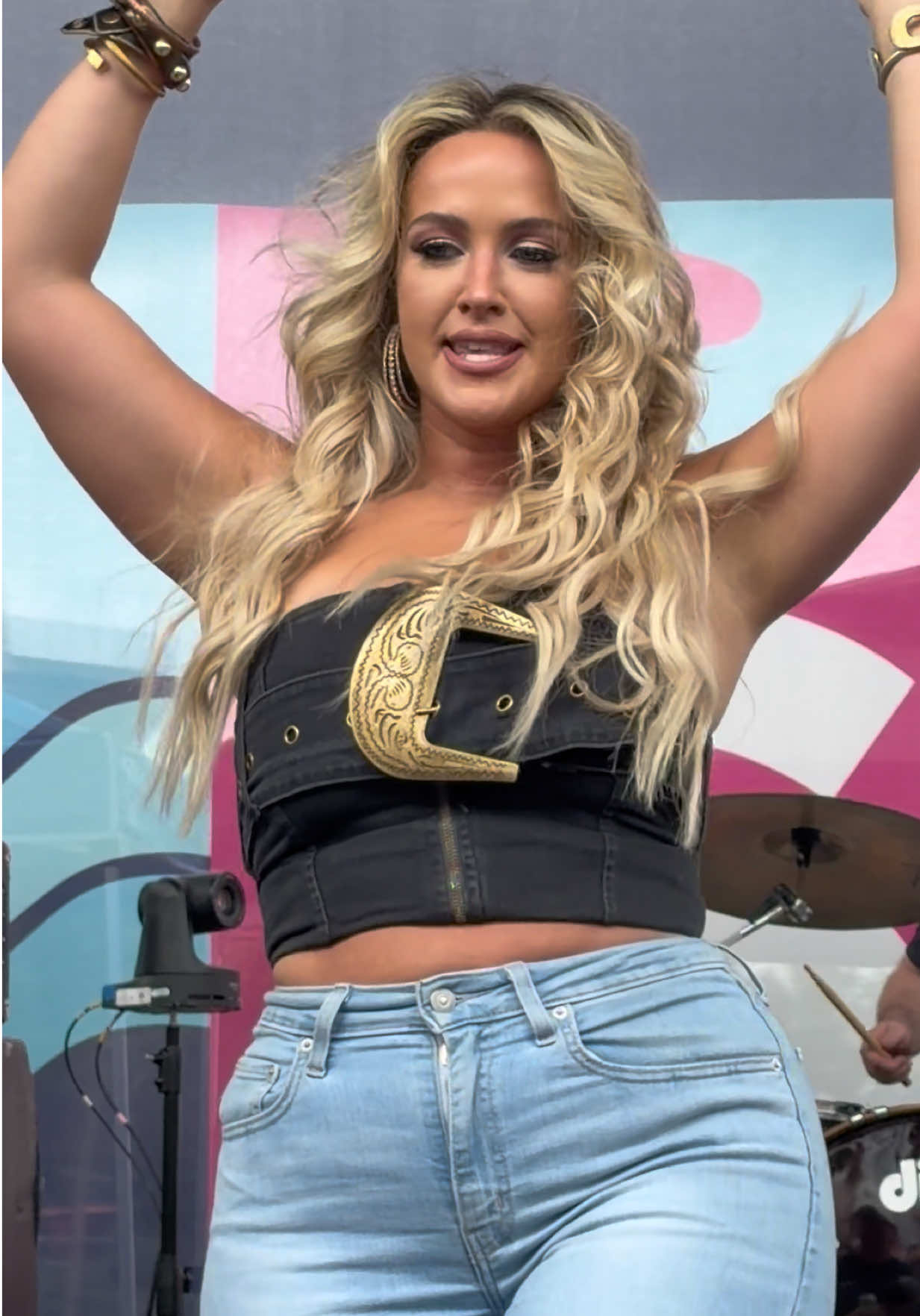 @CountryMusicVideos24