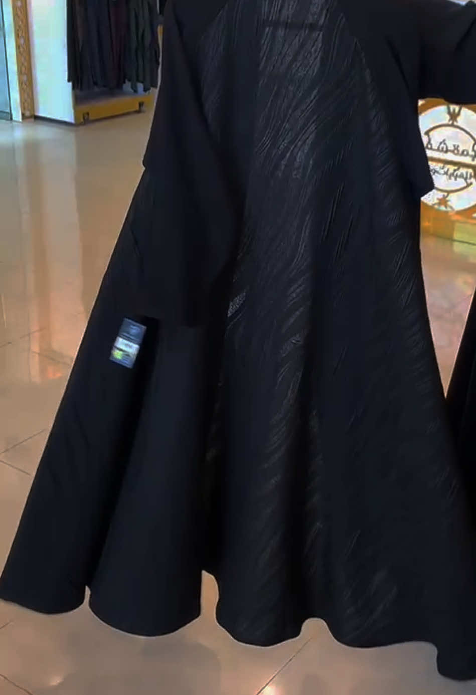 @shmok.abaya