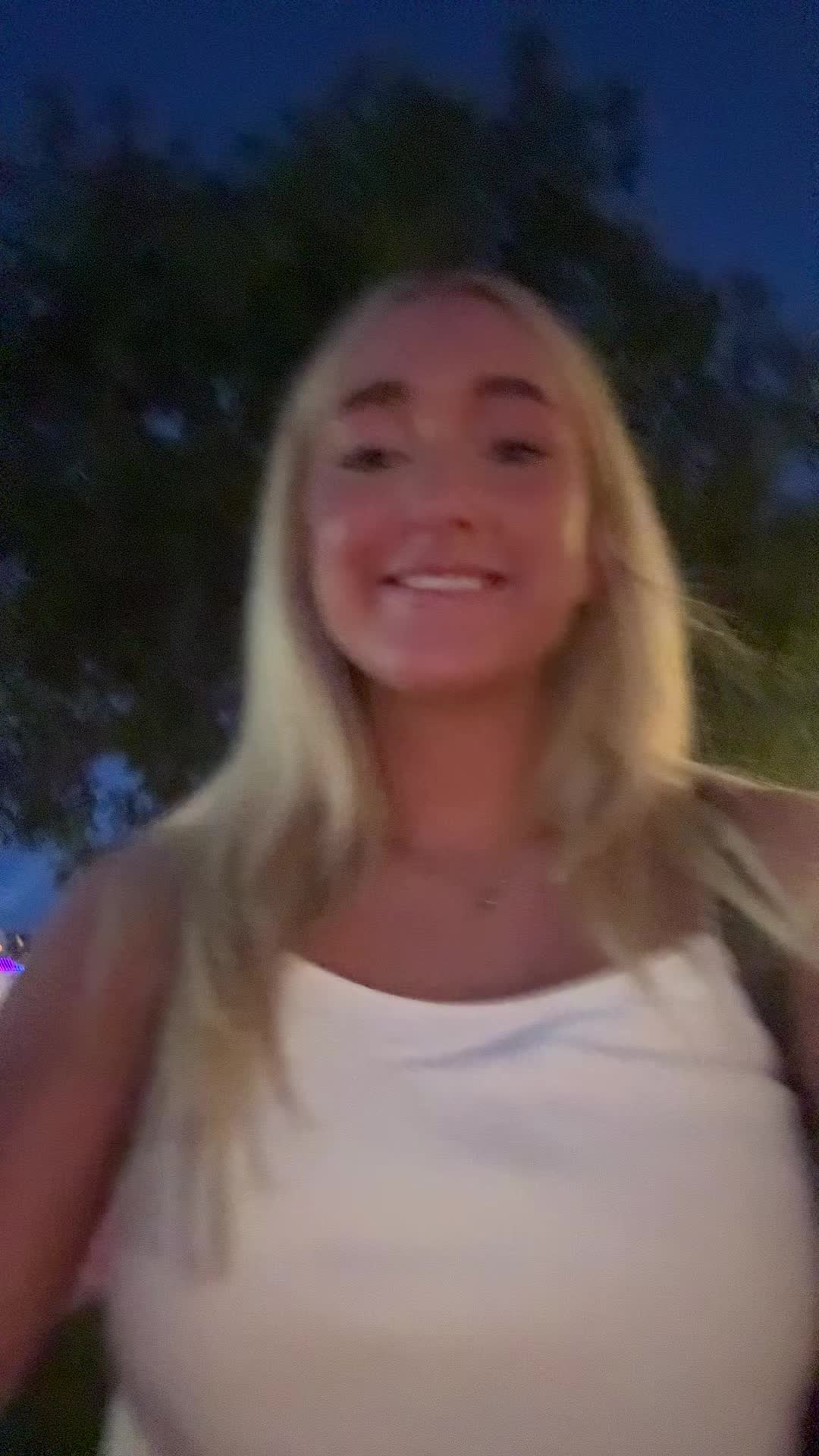 @Mia