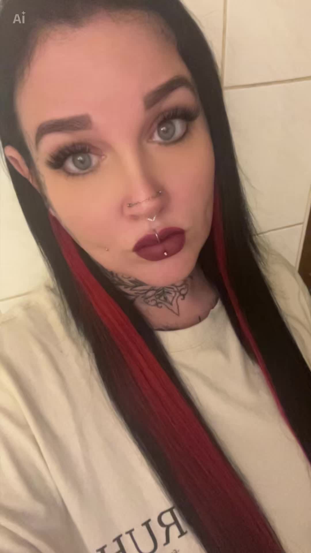 @Ňέ𝐒s🫰🏻👑
