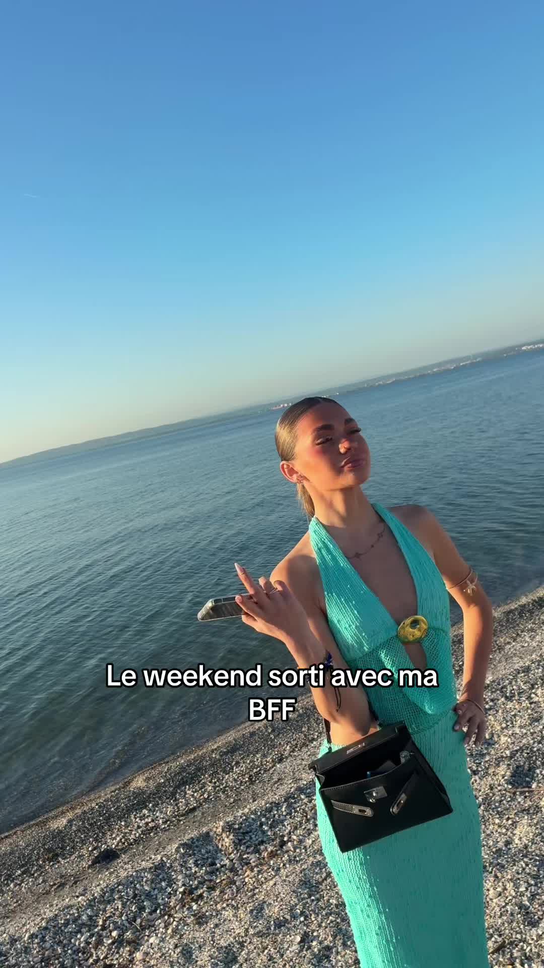 @R22