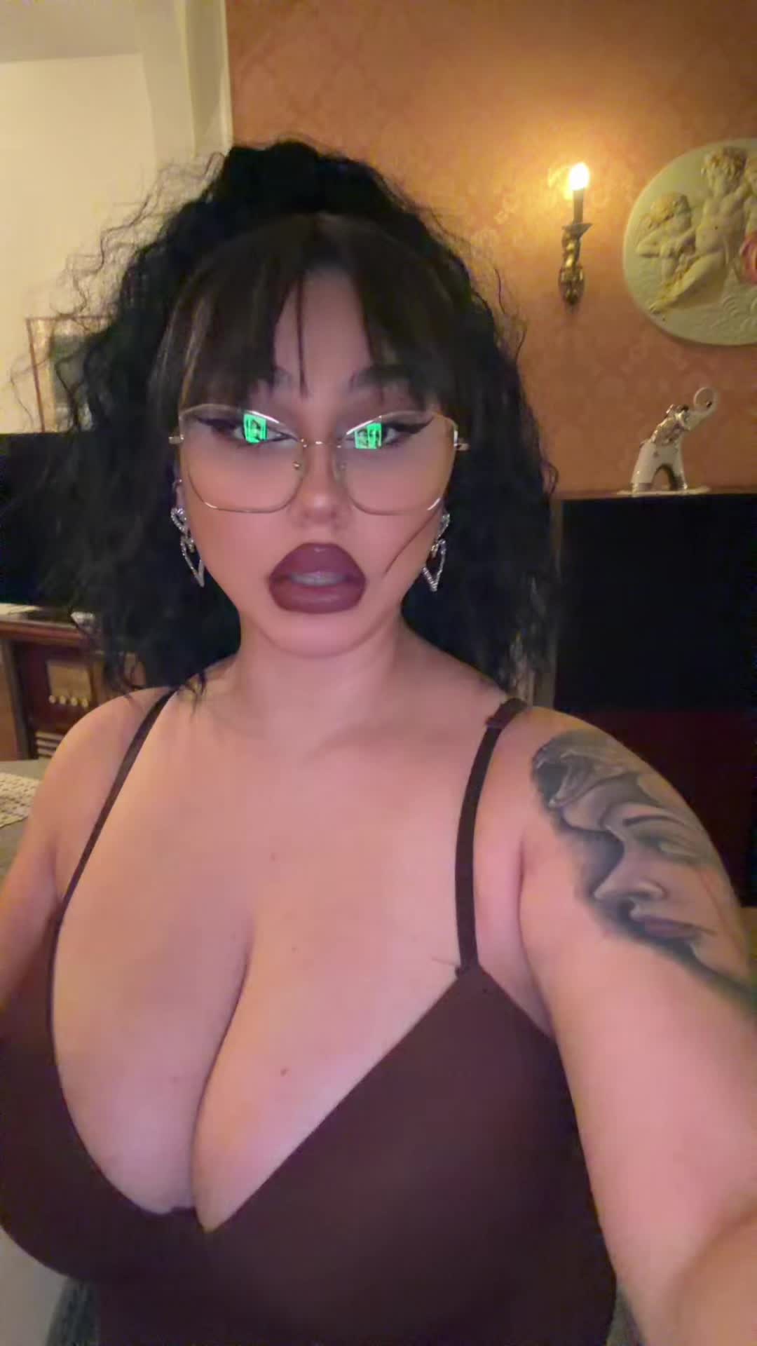 @𝒜𝓊𝓇𝑜𝓇𝒶 𝑀𝒶𝒹𝑜𝓃𝓃𝒶🐉