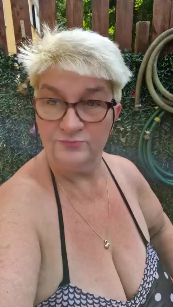 @monilove