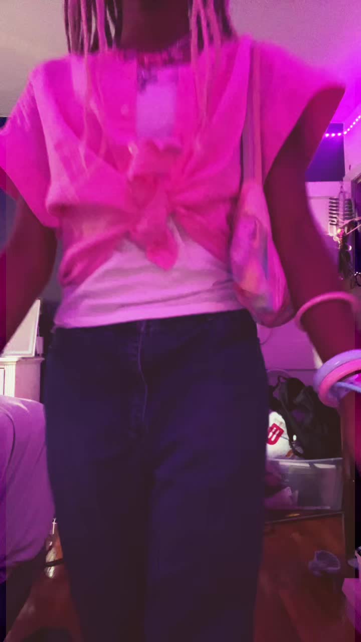 @whimsicxlunicorn🦄