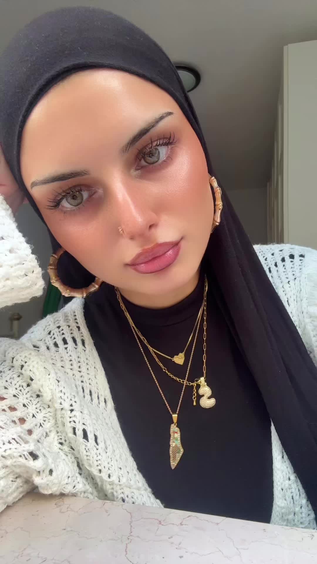 @𝐚𝐮𝐭𝐫𝐞 𝐦𝐨𝐧𝐝𝐞 🌺
