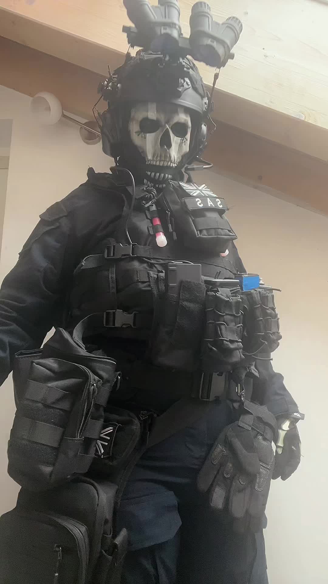@Phantomblack🌑
