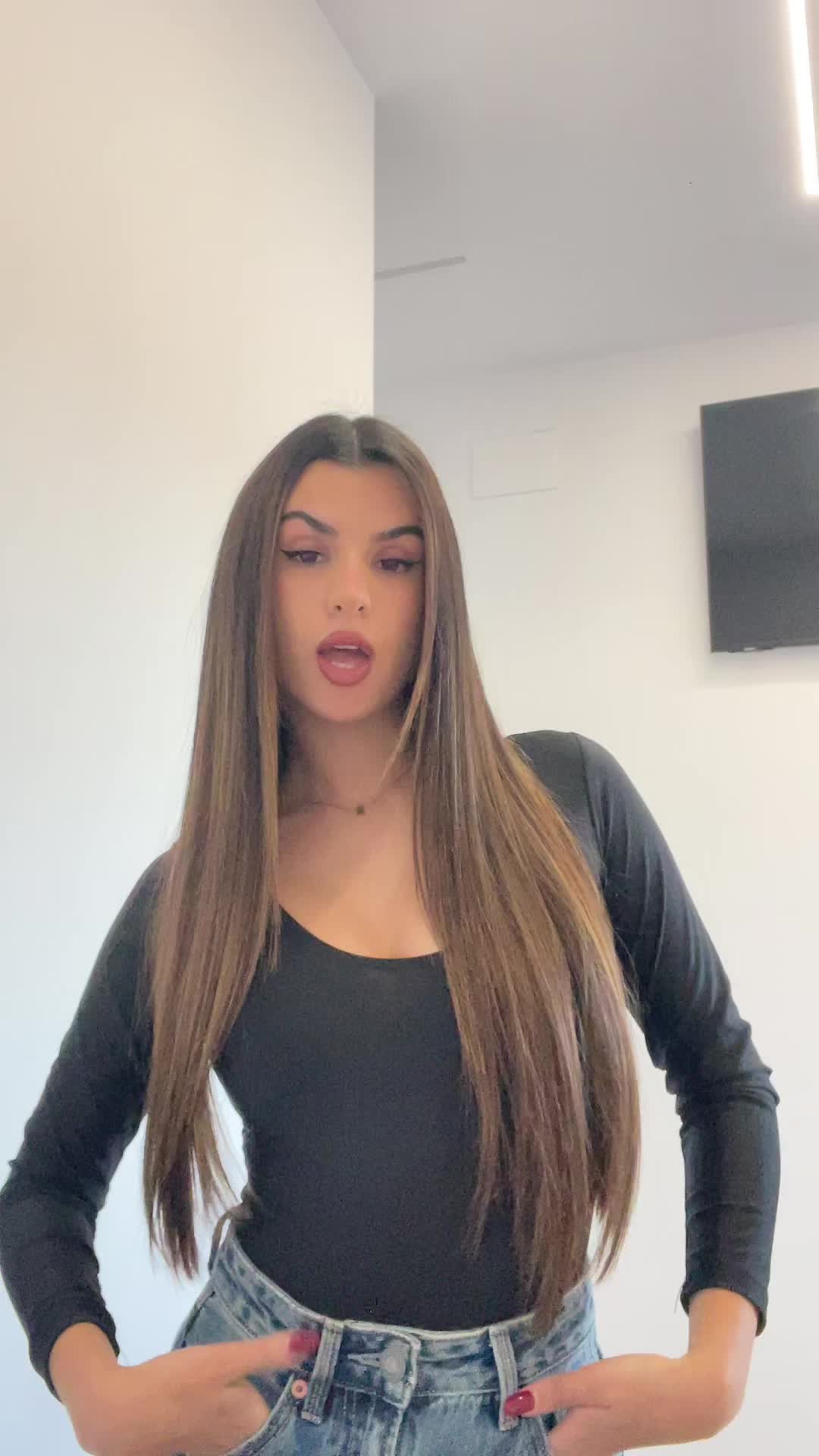 @ivana